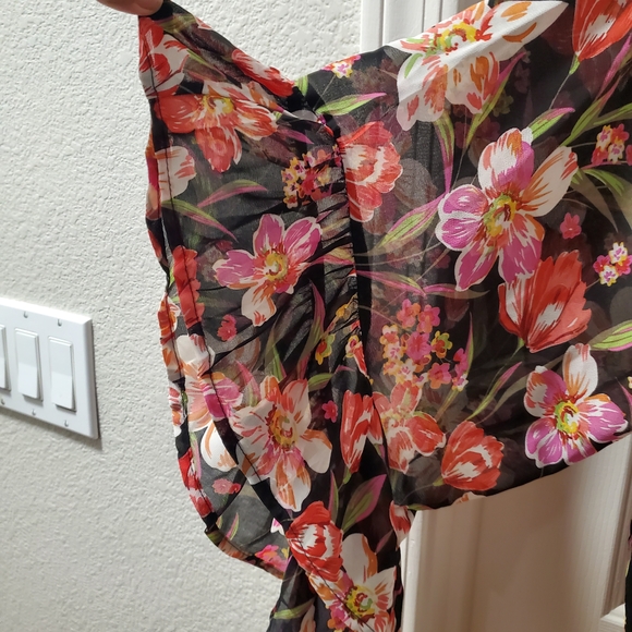 πΈβ Umgee Women's Floral Kimono β Size Large πΈ - Picture 4 of 4